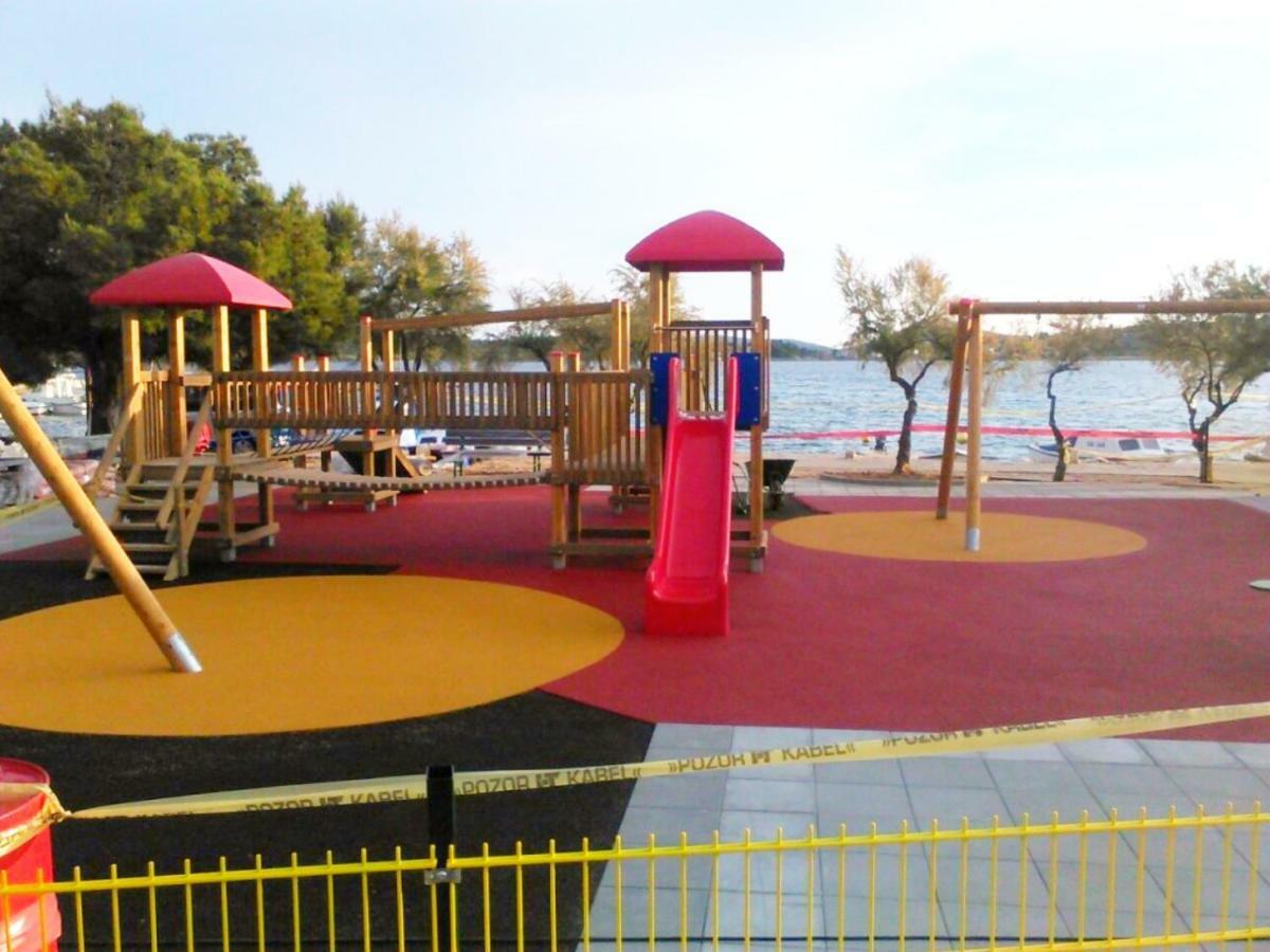 Green Garden Apartamento Vodice Exterior foto